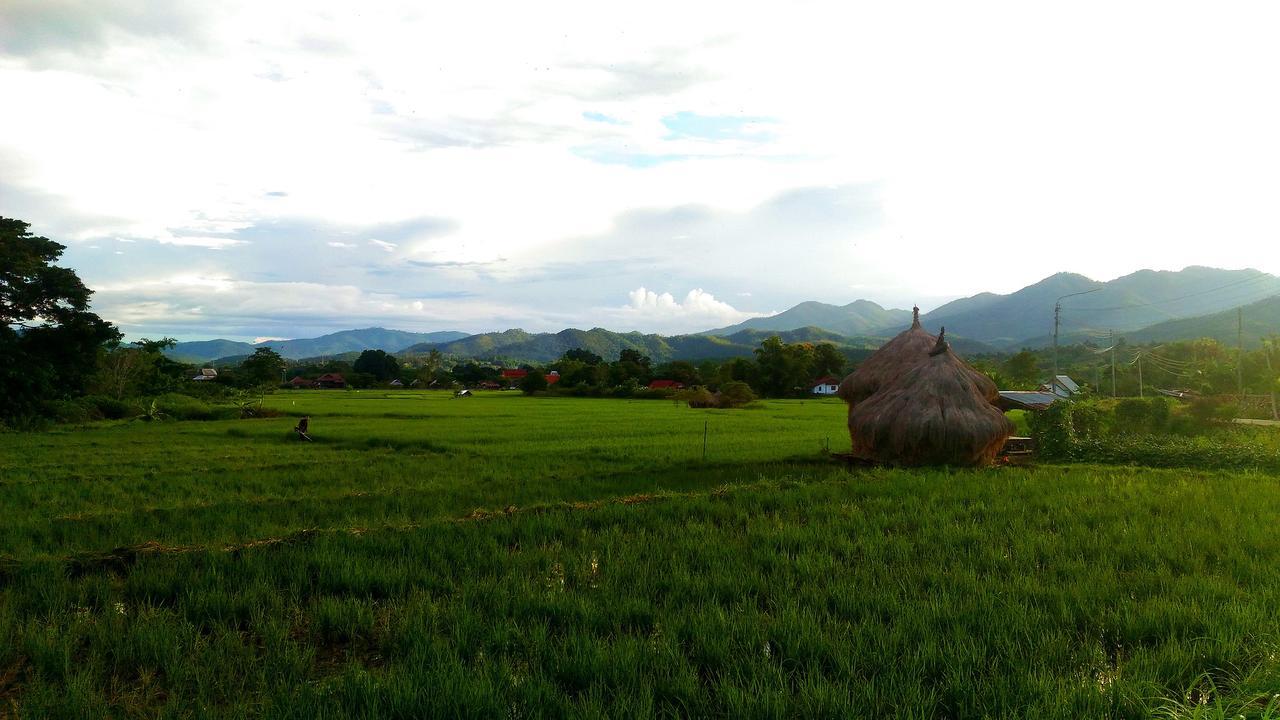 Отель Pho Rak Nah Пай Экстерьер фото